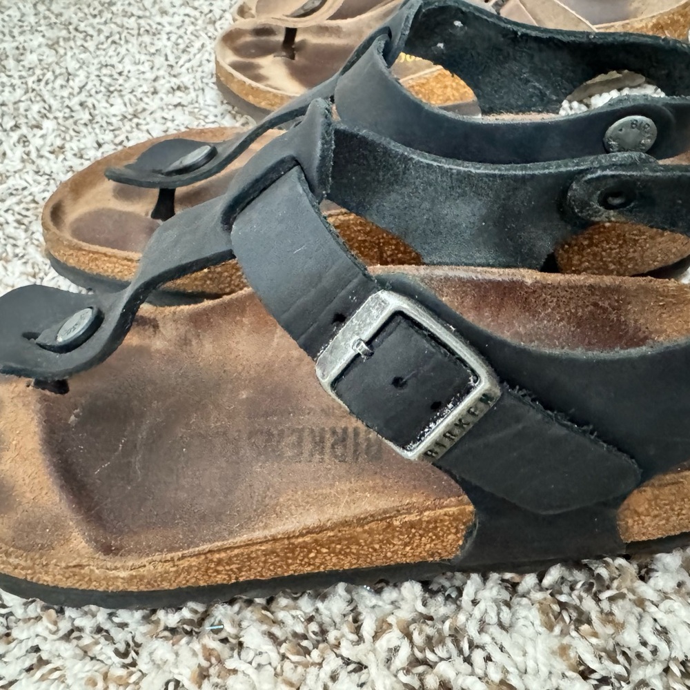 Birkenstock Kairo in Black